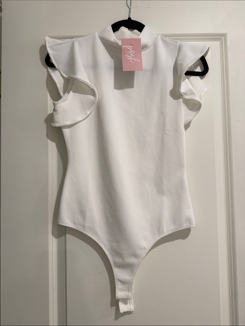 NWT TCEC White Ruffle-Sleeve Ribbed Bodysuit